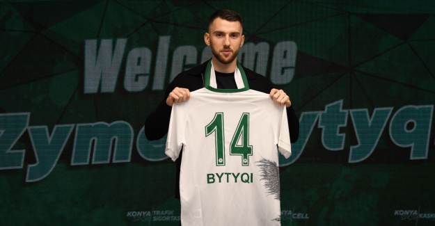 Konyaspor Kosovalı Oyuncuyu Açıkladı!