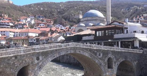 Kosova'da Camiler Yeniden İbadete Açıldı
