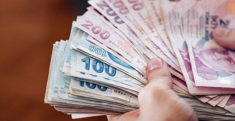 Kredi arayanlara müjdeli haber: Hesaplara anında yatıyor! 0,99 faizle anında 10 bin lira fırsatı