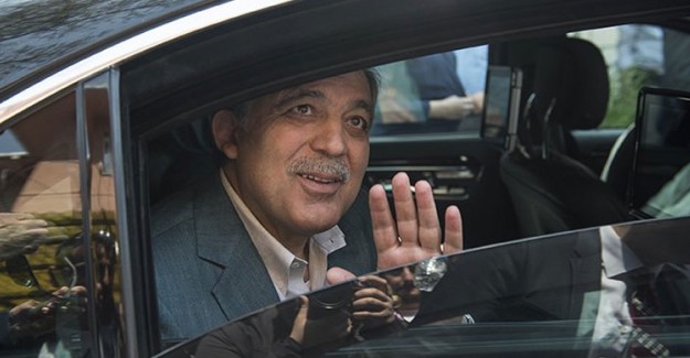Kritik Görüşmenin Ardından Abdullah Gül'ün Ofisinde Gizemli Konvoy