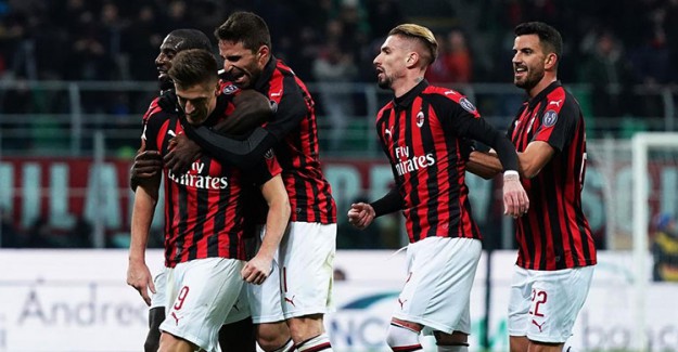 Krzysztof Piatek, Milan’a İtalya Kupası’nda Yarı Finali Getirdi! (Milan 2-0 Napoli)