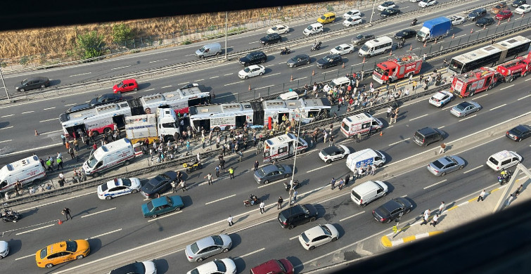 Küçükçekmece’de metrobüs kazası: Çok sayıda ölü ve yaralı var