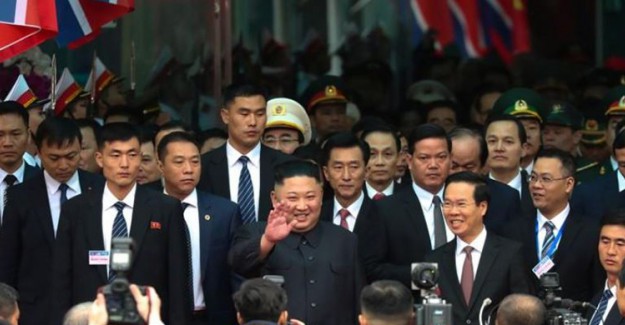 Kuzey Kore Lider Kim, Kritik Zirve İçin Vietnam'da 