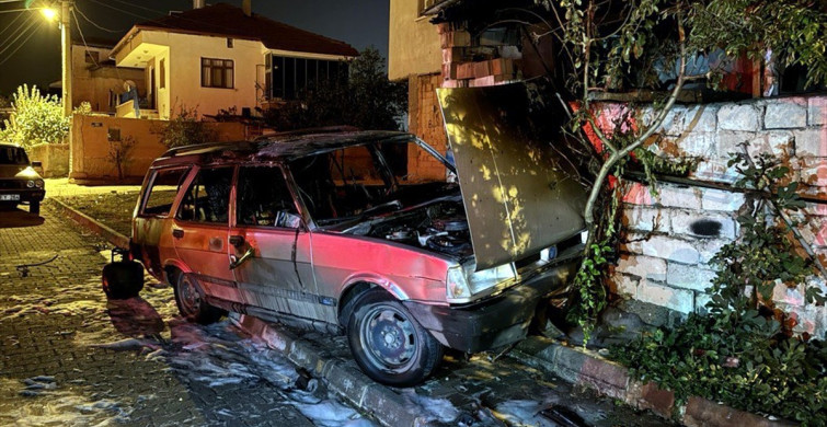 Kırıkkale'de Seyir Halindeki Otomobilde Yangın: Sürücü Ağır Yaralı