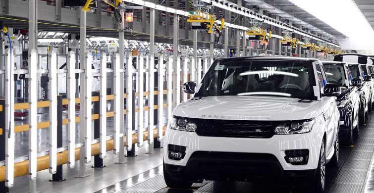 Land Rover Tamamen Elektrikli Olma Yolunda