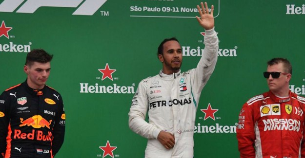 Lewis Hamilton, Brezilya’da Mutlu sona Ulaştı!