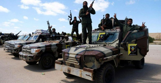 Libya'da Çatışmalar Sürüyor: 35 Ölü 80 Yaralı