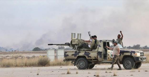 Libya'da Hafter Destekçisi Meclis, Mısır'ı Askeri Müdahaleye Çağırdı