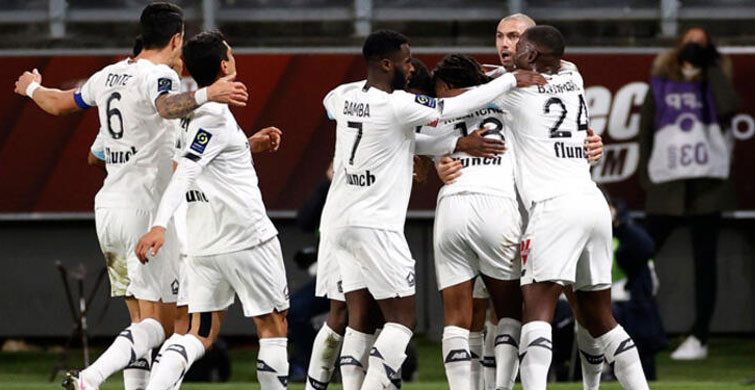 Lille Metz'i 2-0 Yenmeyi Başardı