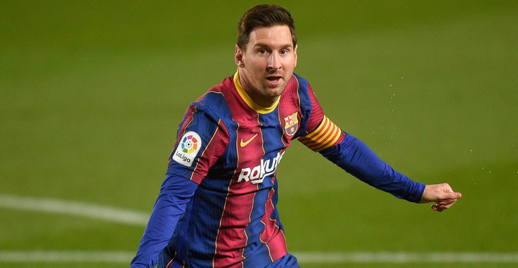 Lionel Messi Barcelona'da Kalıyor!