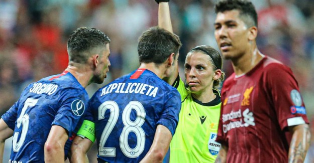 Liverpool-Chelsea Maçının Kadın Hakemi Frappart, Türk Hakemlerine Taş Çıkarttı!