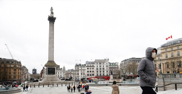 Londra'da Yeni Doğan Bebeğe Coronavirüs Teşhisi