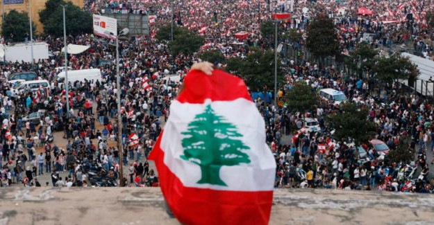 Lübnan'da Hükümeti Kurma Görevi Hassan Diyab'a Verildi