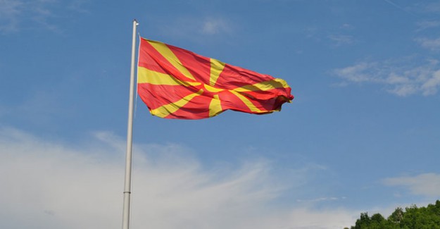 Makedonya'nın İsmi Resmi Olarak "Kuzey Makedonya Cumhuriyeti" Oldu