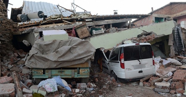 Malatya'da Depremde 56 Konut Yıkıldı