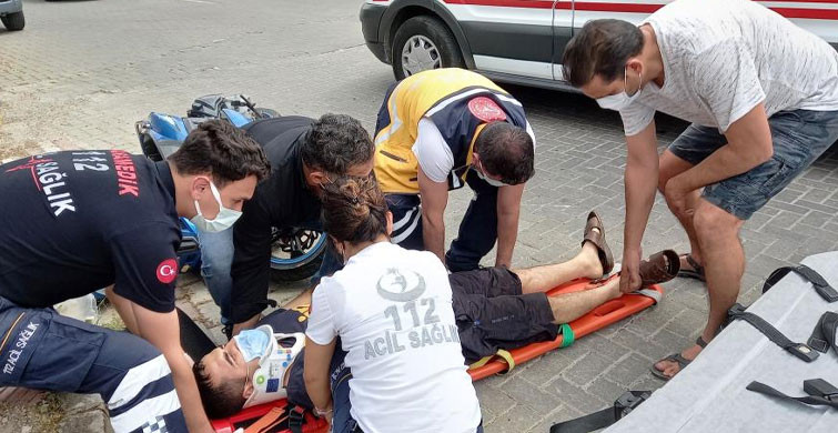 Manisa'da Motosiklet İle Hafif Ticari Araç Çarpıştı: 1 Yaralı