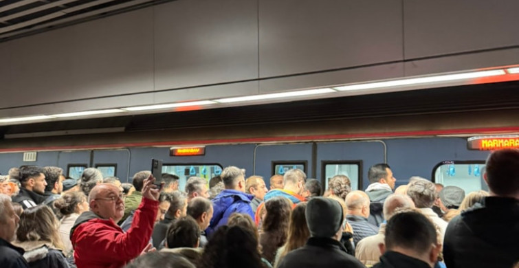 Marmaray'da arıza: Seferler yapılamıyor!