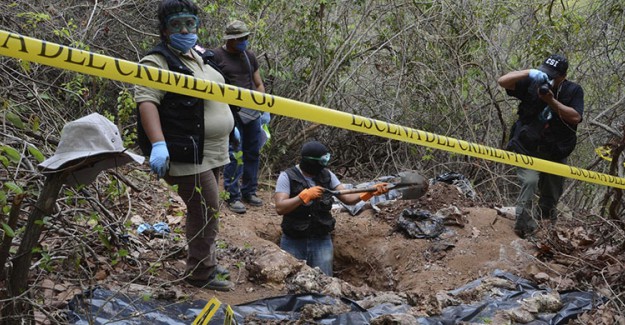 Meksika'daki Gizli Mezarlarda 45 Ceset Bulundu
