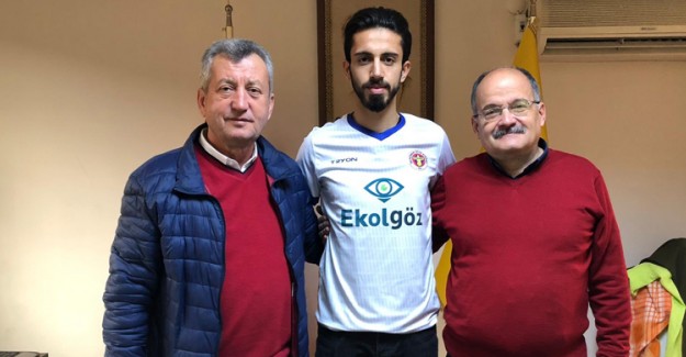 Menemenspor'da Amatör Lig'den Oyuncu Transferi