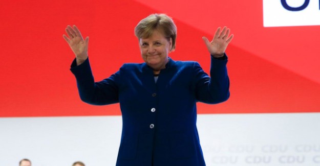 Merkel'in Halefi Belli Oldu 