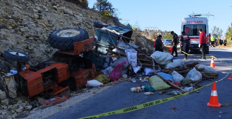 Mersin'de Traktör Devrildi: 1 Ölü, 1 Yaralı