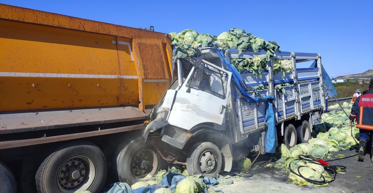 Mersin'de Tır ile Çarpışan Kamyonun Sürücüsü Kurtarıldı