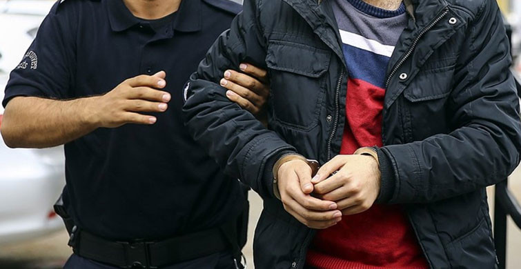 Mersin'de Uyuşturucu Satıcısı Gözaltına Alındı