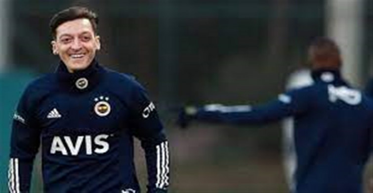 Mesut Özil Fenerbahçe Trabzon derbisinde oynayacak mı? Mesut Özil için FB - TS derbi kararı