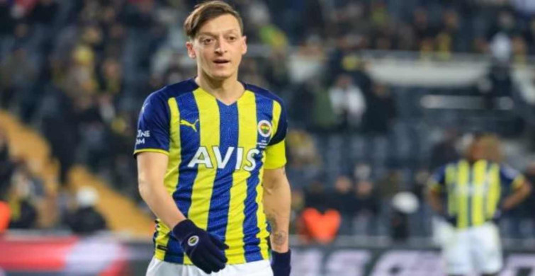 Mesut Özil Fenerbahçe'yi takipten çıkardı mı? Mesut Özil ve FB arasında neler oluyor? Oyuncu ipleri resmen kopardı