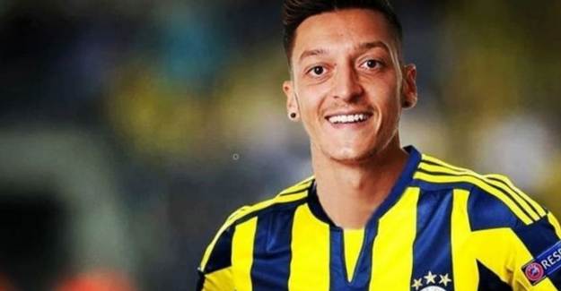 Mesut Özil'den Fenerbahçe Paylaşımı