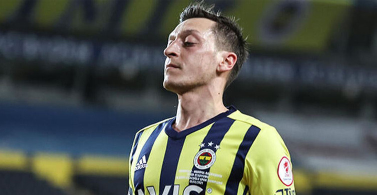 Mesut Özil'in Sahalara Dönüş Tarihi Belli Oldu