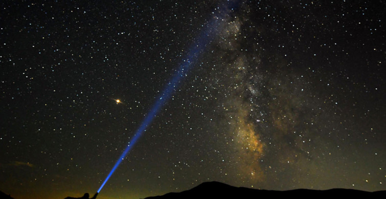 Meteor yağmurları için geri sayım başladı: Uzman isim görsel şölen için tavsiyelerde bulundu