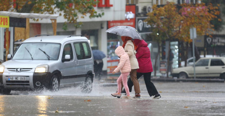 Meteoroloji 6 İl İçin Sarı Kodlu Uyarı: Gök Gürültülü Sağanak Bekleniyor!