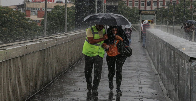 Meteoroloji’den İstanbul dahil çok sayıda ile uyarı: Türkiye genelinde gök gürültülü sağanak yağış yaşanacak