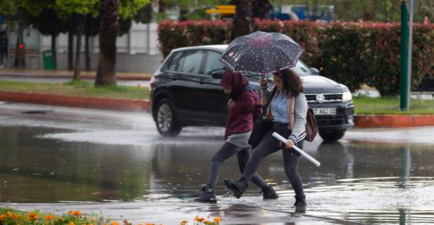 Meteorolojiden Karadeniz Bölgesine Sağanak Uyarısı