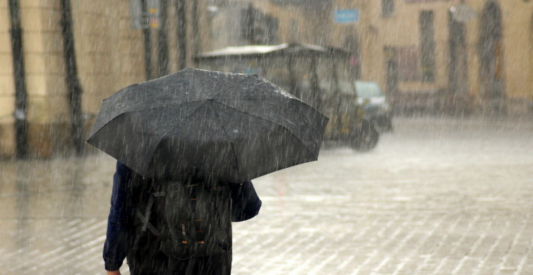 Meteoroloji'den Beklenen Müjde Geldi: Sıcaklıklar Düşüyor, Yağışlar Geliyor