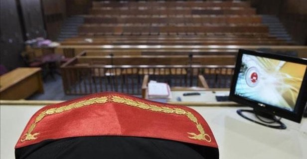 MHP İçin Kurultay Kararı Veren Hakim'e FETÖ'den Ceza 