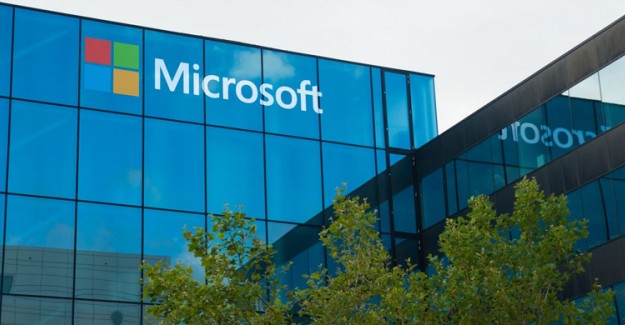 Microsoft Windows 7’de Meydana Gelen Siyah Ekran Hatası İçin Düzeltme Yayınlayacak