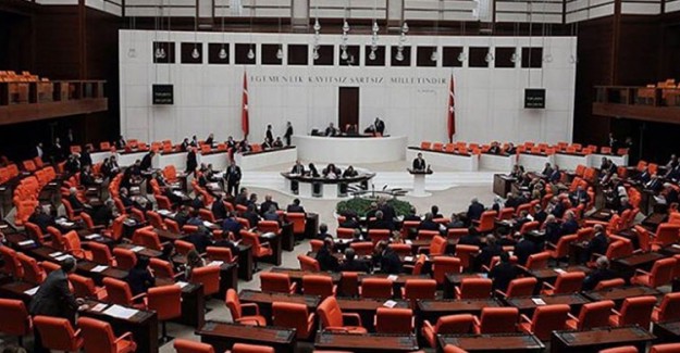 Milletvekili Maaşlarına 941 Lira Zam Yapıldı