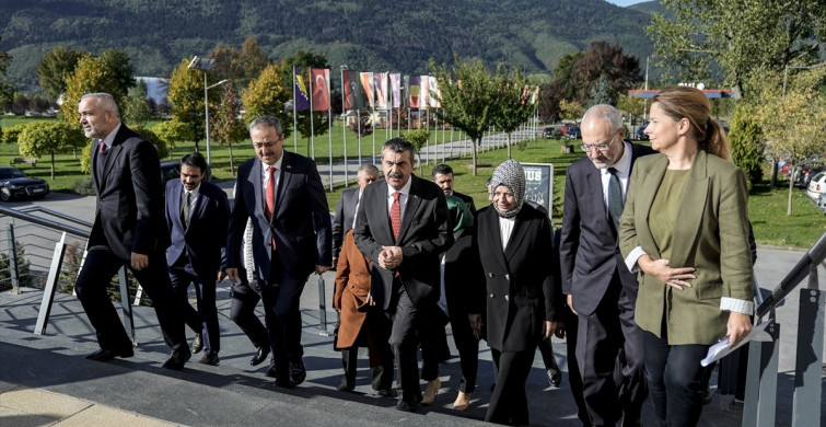 Milli Eğitim Bakanı Tekin'den Uluslararası Saraybosna Üniversitesi'nde Önemli Açıklamalar