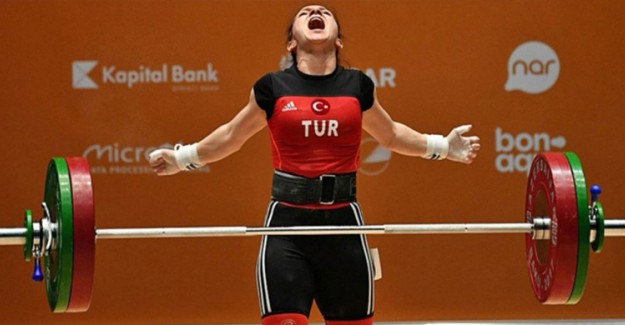 Milli Halterci Şaziye Erdoğan Dünya Şampiyonu Oldu
