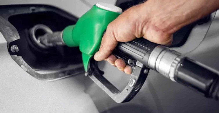 Motorin ve benzin fiyatları daha düşecek mi? Brent petrol kaç lira oldu? Motorin fiyatı neden düşüyor?
