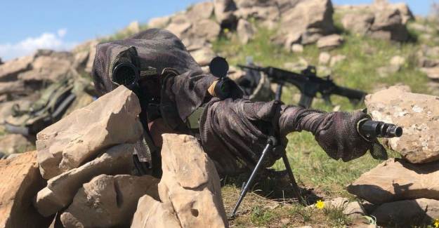 MSB: Zeytin Dalı Bölgesinde 6 PKK/YPG'li Terörist Yakalandı