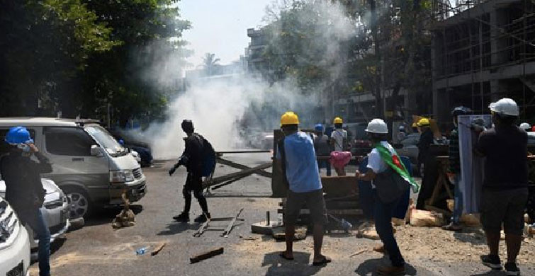 Myanmar'da 80 Kişi Hayatını Kaybetti!