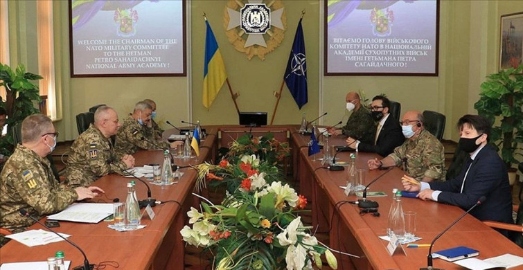 NATO Kurmayları Ukrayna'da