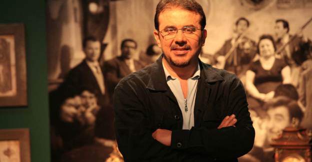 Nebil Özgentürk Kimdir?