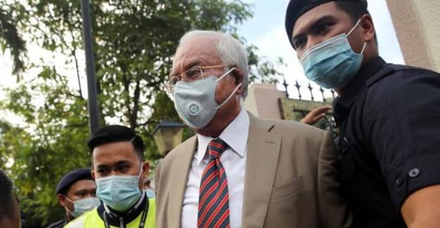 Necip Rezak: Eski Malezya Başbakanı, Zimmetine Milyonlarca Dolar Geçirmekten Suçlu Bulundu