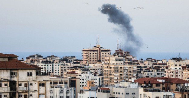 Netanyahu'dan Gazze'ye Hava Saldırılarının Sürdürülmesi Talimatı