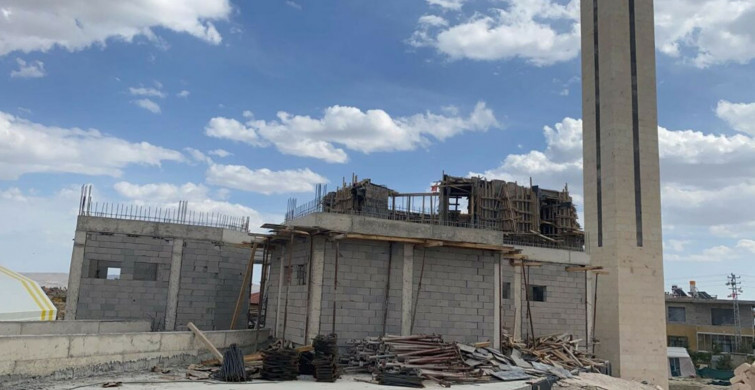 Nevşehir’de Cami İnşaatında Göçük: İşçiler Yaralandı