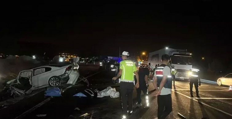Nevşehir’de korkunç kaza: Tır ile araç birbirine girdi, ortalık kan gölüne döndü